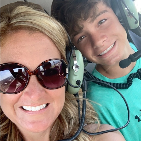 Meet your Posher, Ashley - Picture 5 of 5